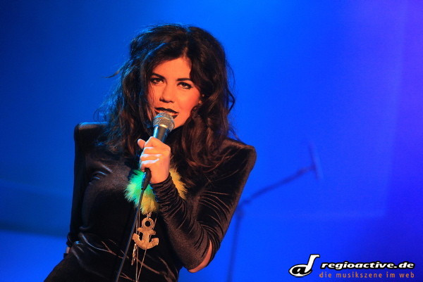 Marina And The Diamonds, hier bei einem Auftritt in Baden-Baden 2010, führt das Lineup des Melt! Klub Weekenders 2012 an.